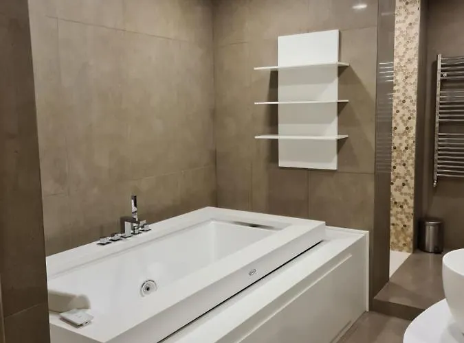 Incantevole Con Jacuzzi דירה רומא